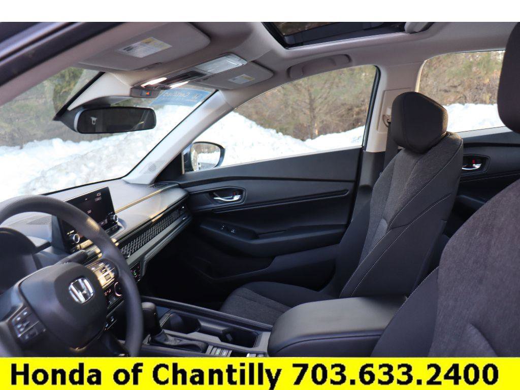 Certified 2025 Honda Accord SE image 25