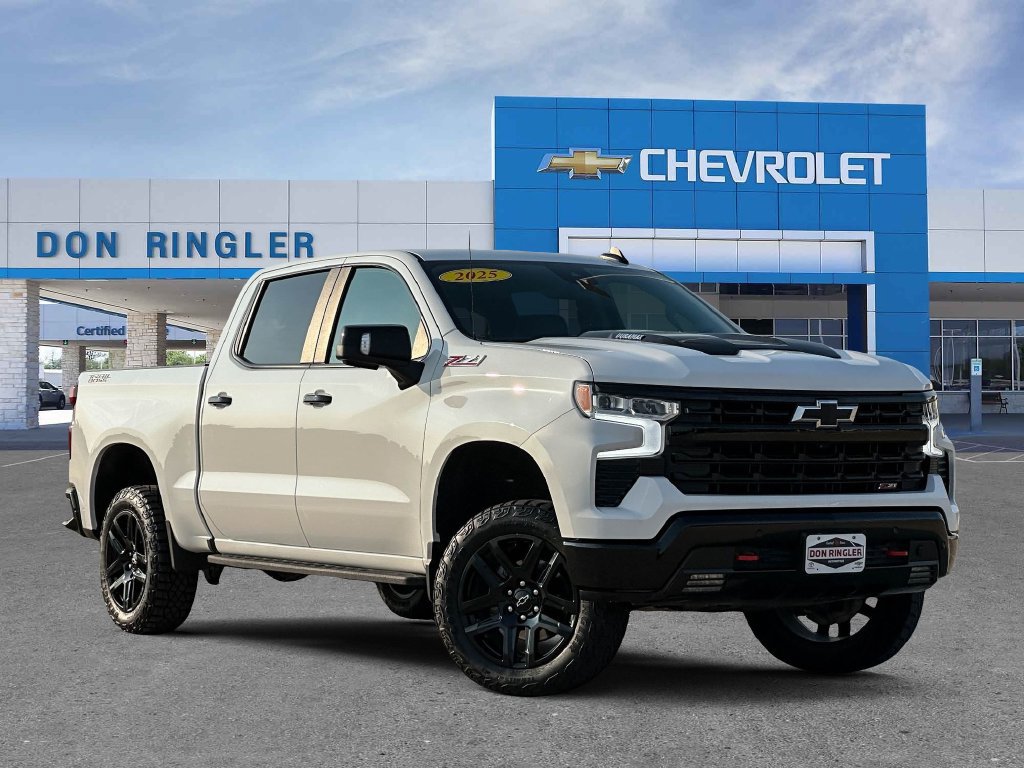 Used 2025 Chevrolet Silverado 1500 LT Trail Boss w/ LT Trail Boss Premium Package