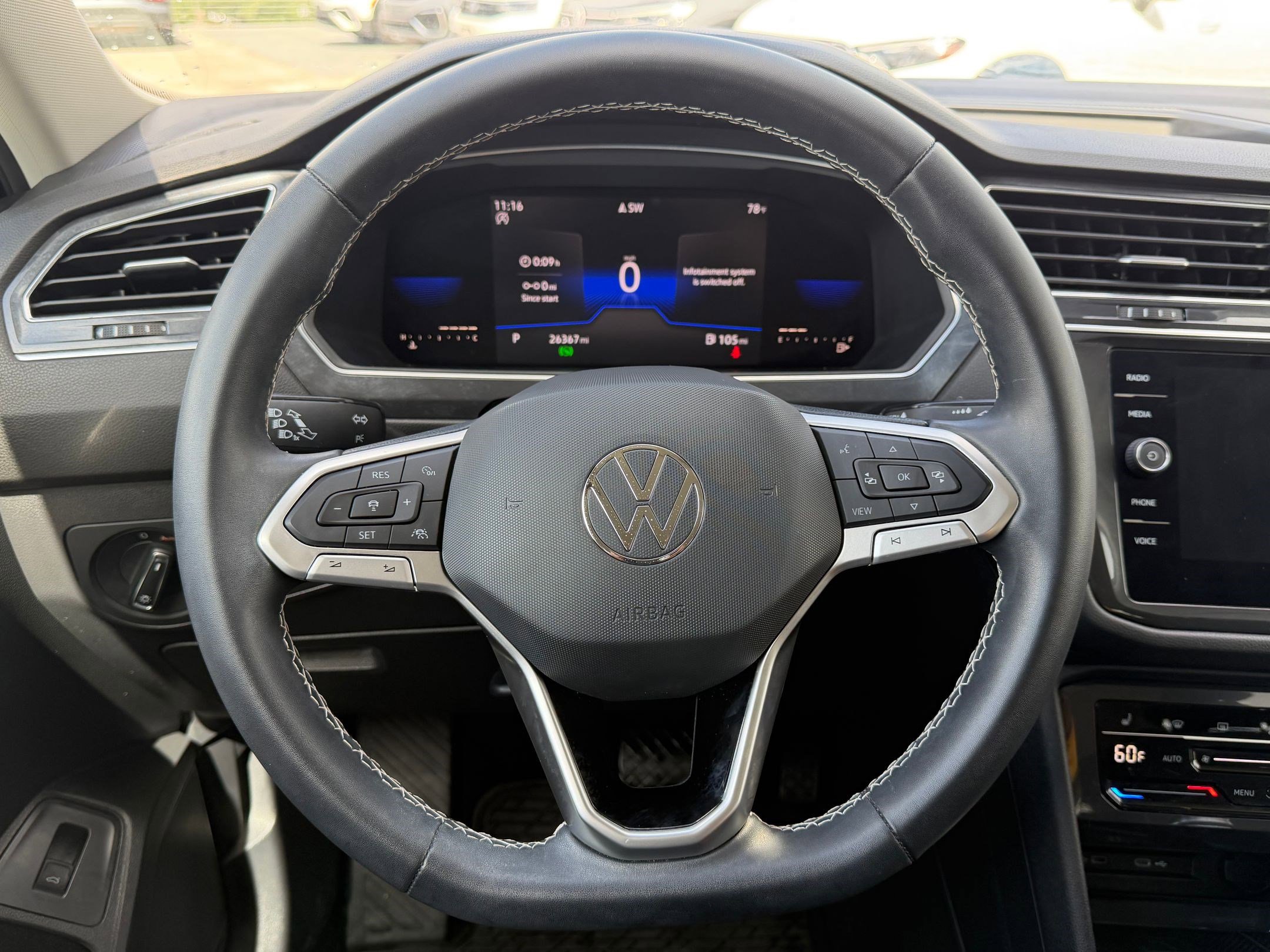 Certified 2022 Volkswagen Tiguan SE image 14