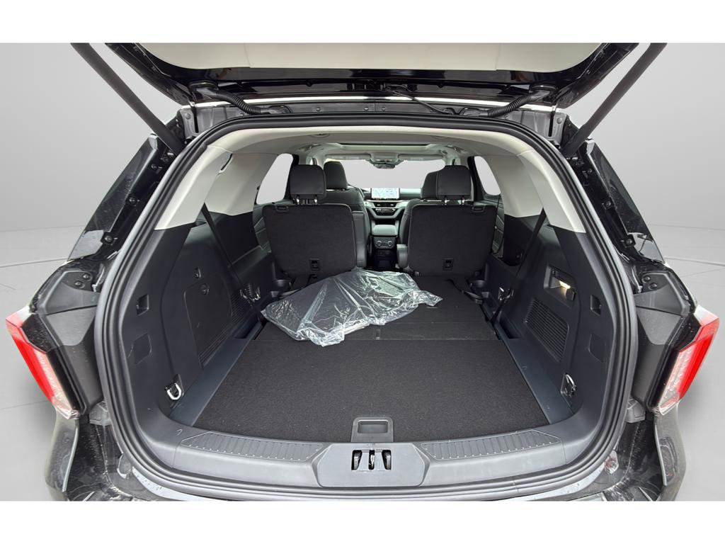 New 2026 Ford Explorer Active w/ Active Comfort Package image 23