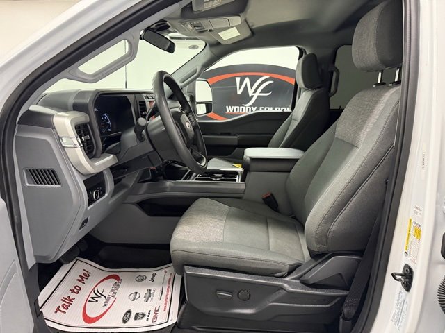 Used 2024 Ford F250 XLT w/ FX4 Off-Road Package image 9