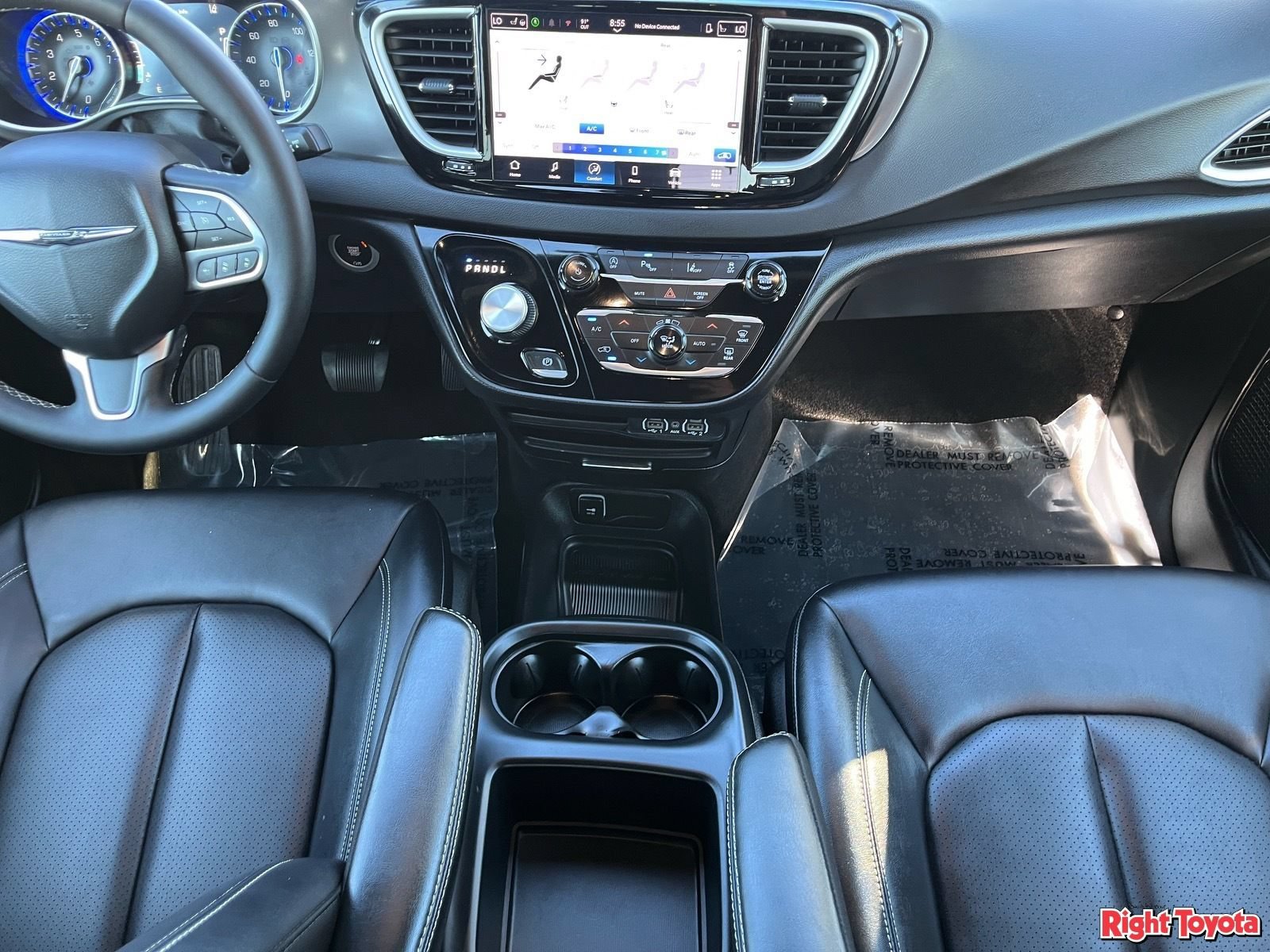 Used 2025 Chrysler Pacifica Select FWD image 17