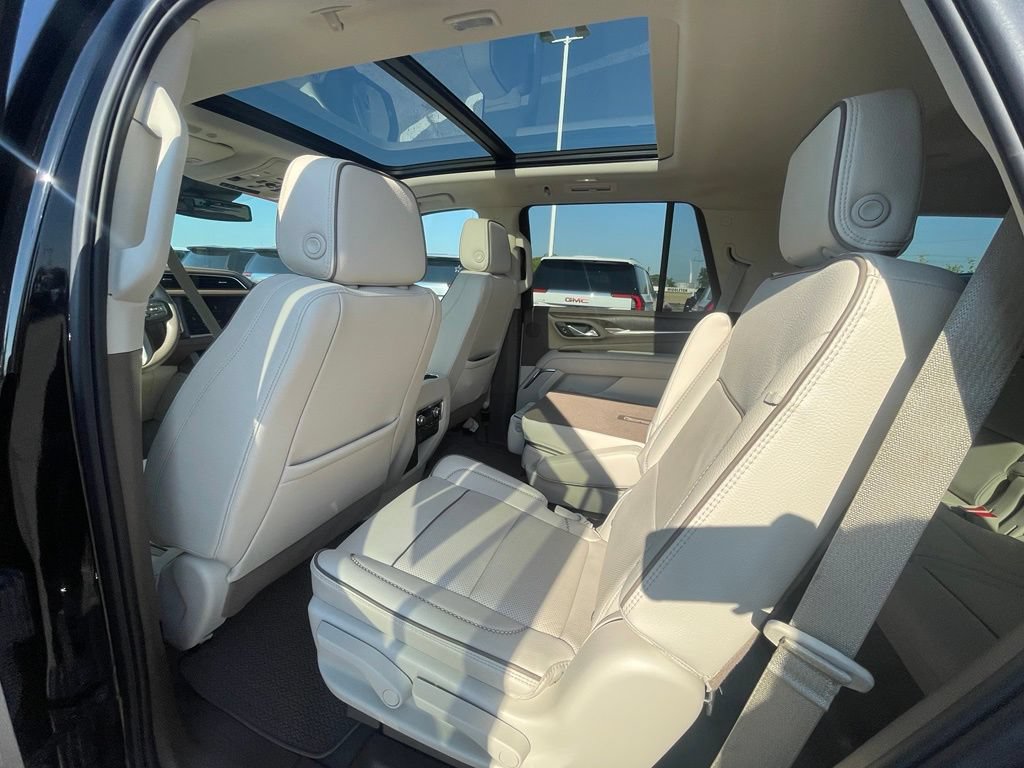 Used 2024 GMC Yukon Denali AWD/4WD image 23