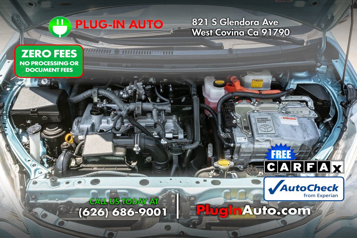 Used 2012 Toyota Prius C Four FWD image 11