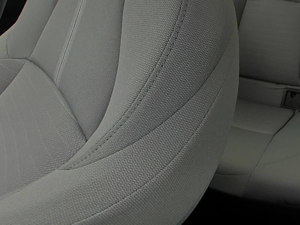 Used 2025 Toyota Corolla SE FWD image 12