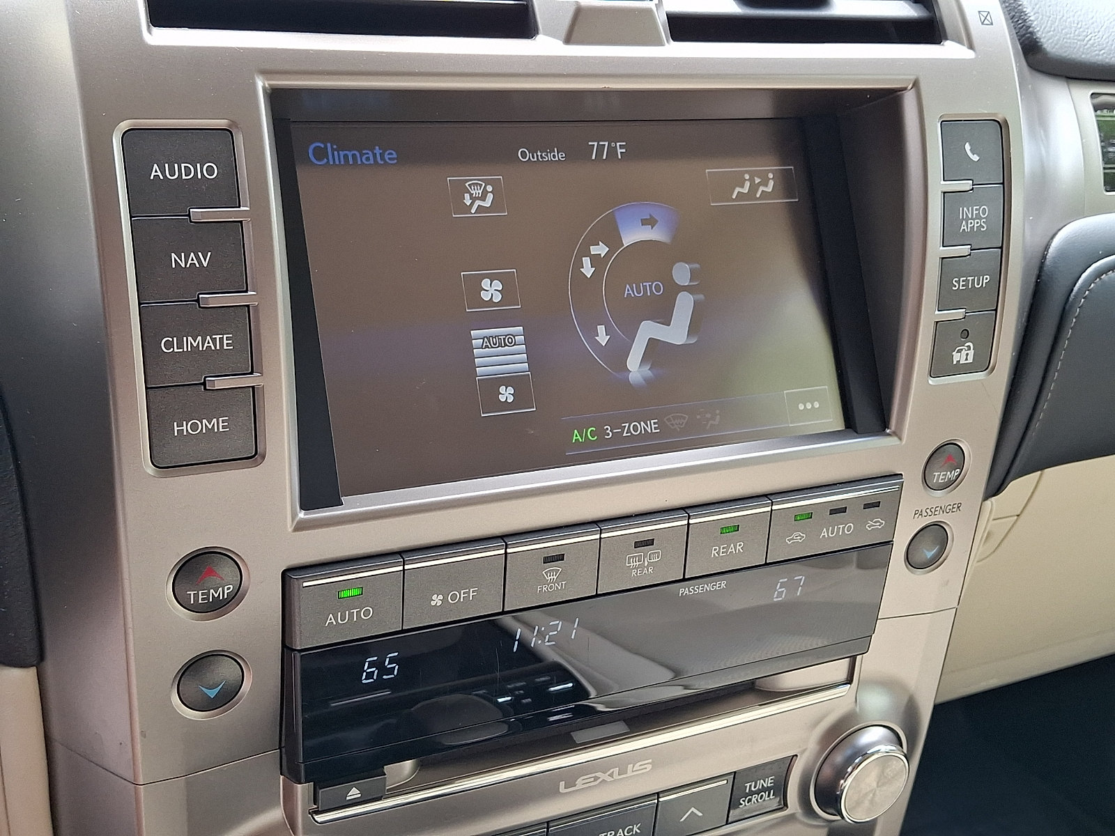Certified 2021 Lexus GX 460 Premium w/ Premium Package AWD/4WD image 19