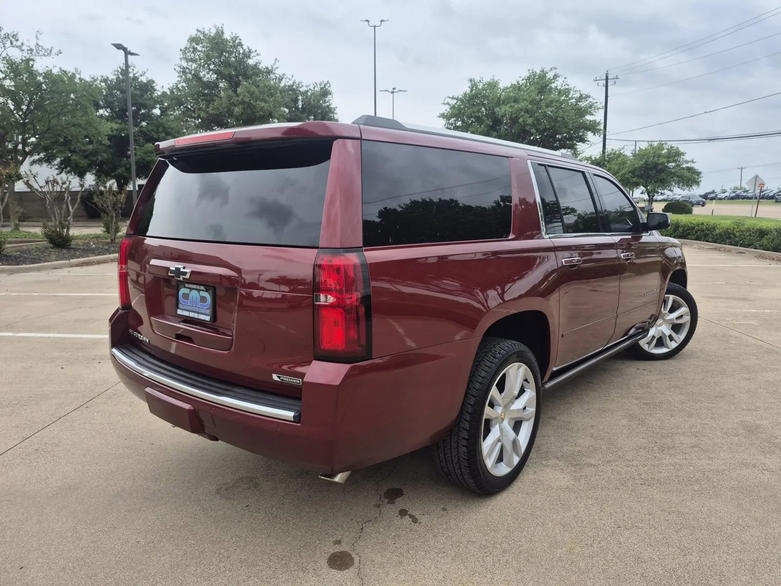 Used 2018 Chevrolet Suburban Premier AWD/4WD image 6