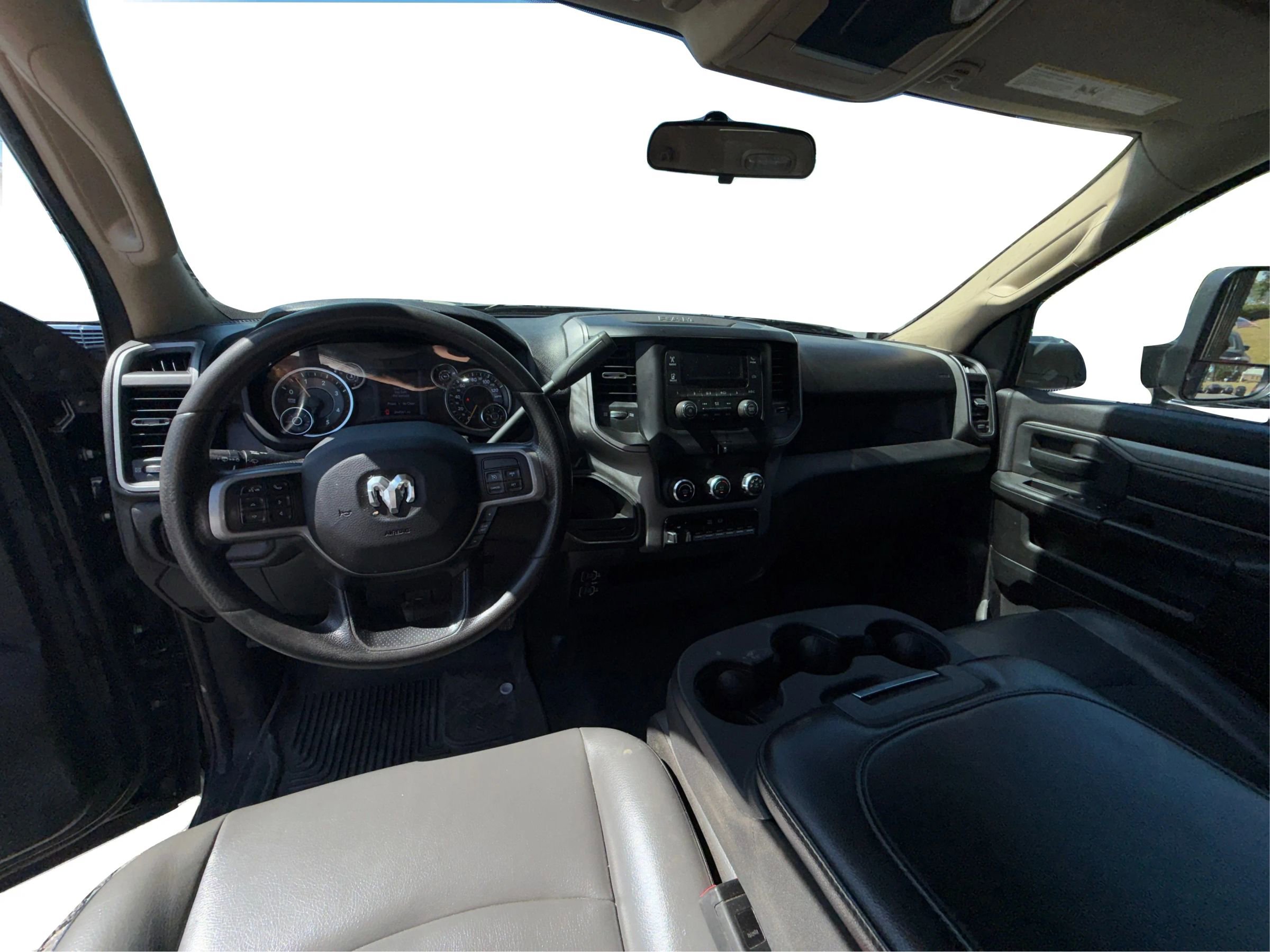 Used 2020 RAM 5500 Tradesman image 19