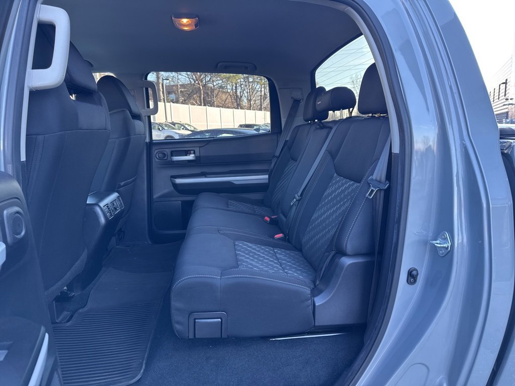 Used 2021 Toyota Tundra SR5 w/ Trail Edition image 9
