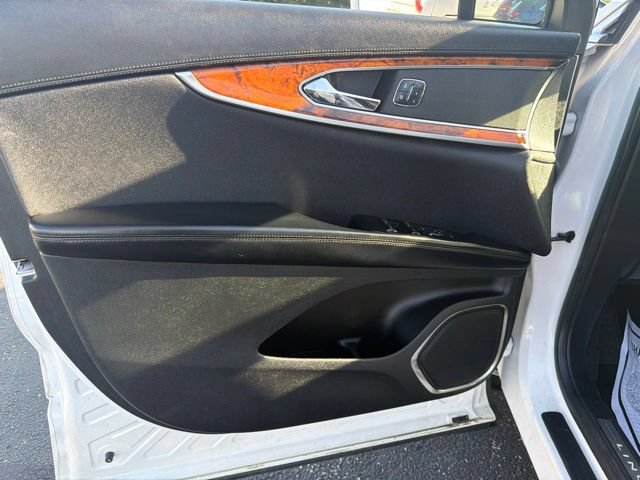 Used 2018 Lincoln MKX Reserve w/ Lincoln MKX Climate Package AWD/4WD image 10