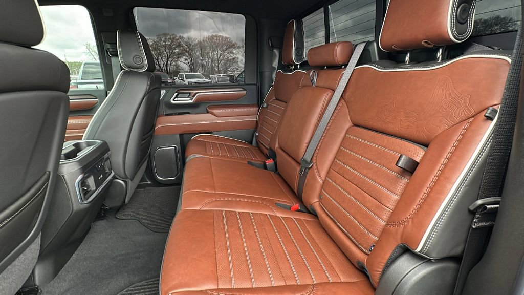 Used 2026 GMC Sierra 2500 Denali Ultimate image 13