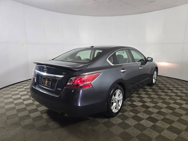 Used 2013 Nissan Altima 2.5 SV w/ 2.5SV Convenience Pkg image 5