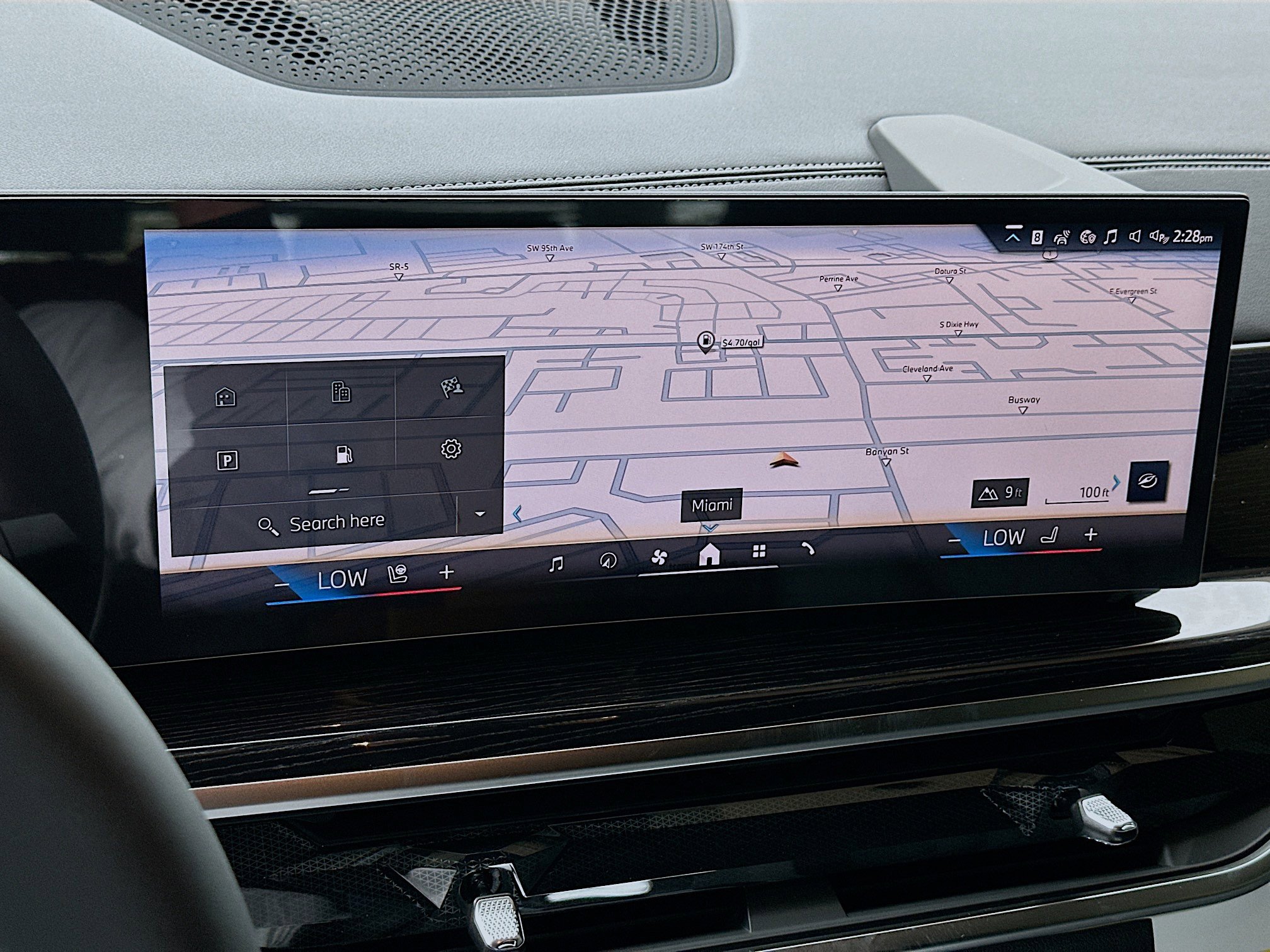 New 2026 BMW X5 sDrive40i w/ M Sport Package image 11