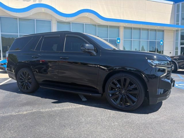 Used 2021 Chevrolet Tahoe RST w/ Luxury Package AWD/4WD image 4