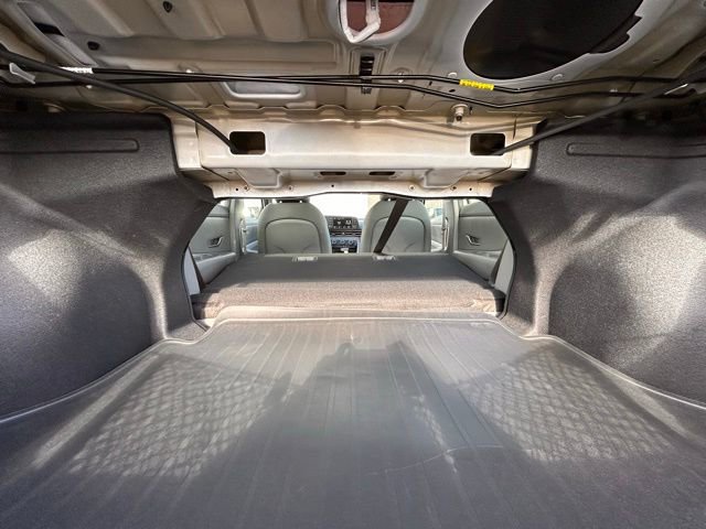 Used 2025 Hyundai Elantra SE image 35