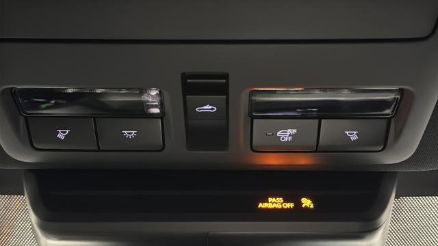 Used 2025 MAZDA CX-70 3.3 Turbo S w/ Premium Package image 17