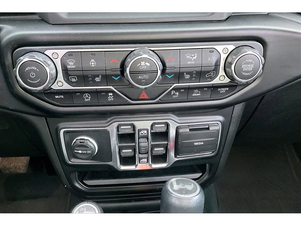 Used 2022 Jeep Wrangler Unlimited Sahara w/ LED Lighting Group image 28