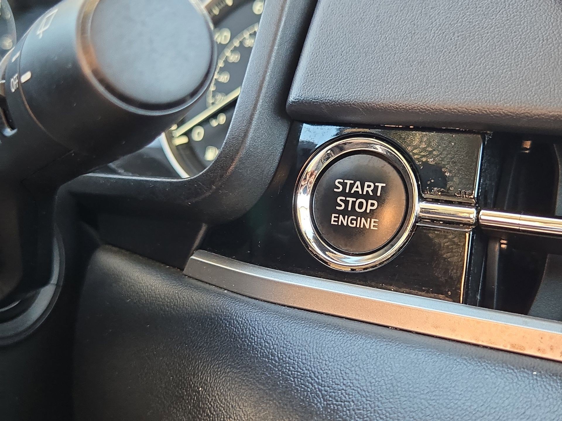 Used 2024 Mitsubishi Outlander SE image 19