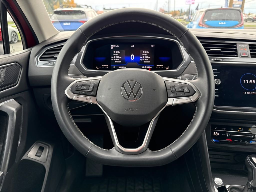 Used 2022 Volkswagen Tiguan SE image 21