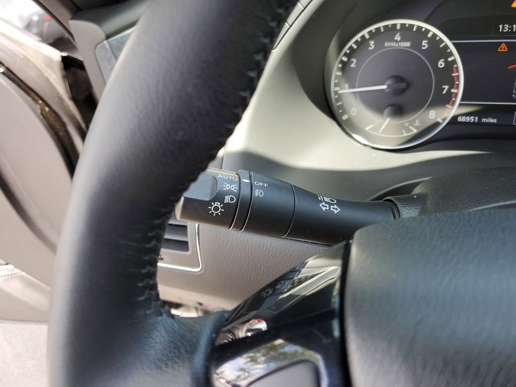 Used 2022 Nissan Armada SL w/ Midnight Edition Package image 24