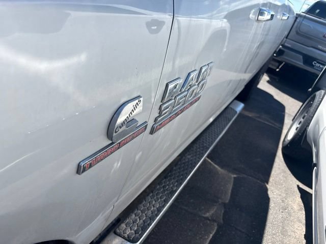 Used 2018 RAM 3500 SLT w/ Luxury Group AWD/4WD image 10