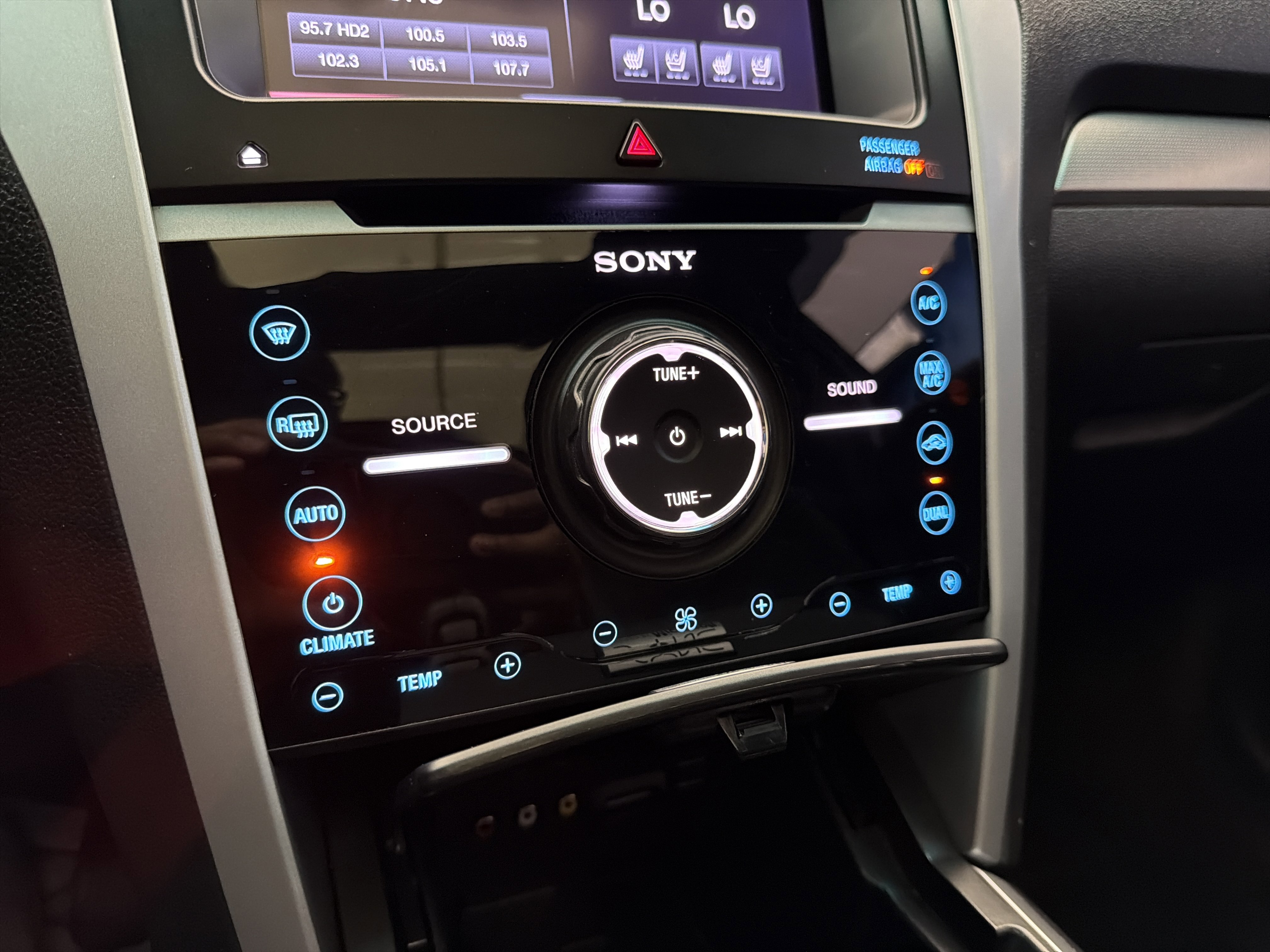 Used 2013 Ford Explorer Sport AWD/4WD image 21