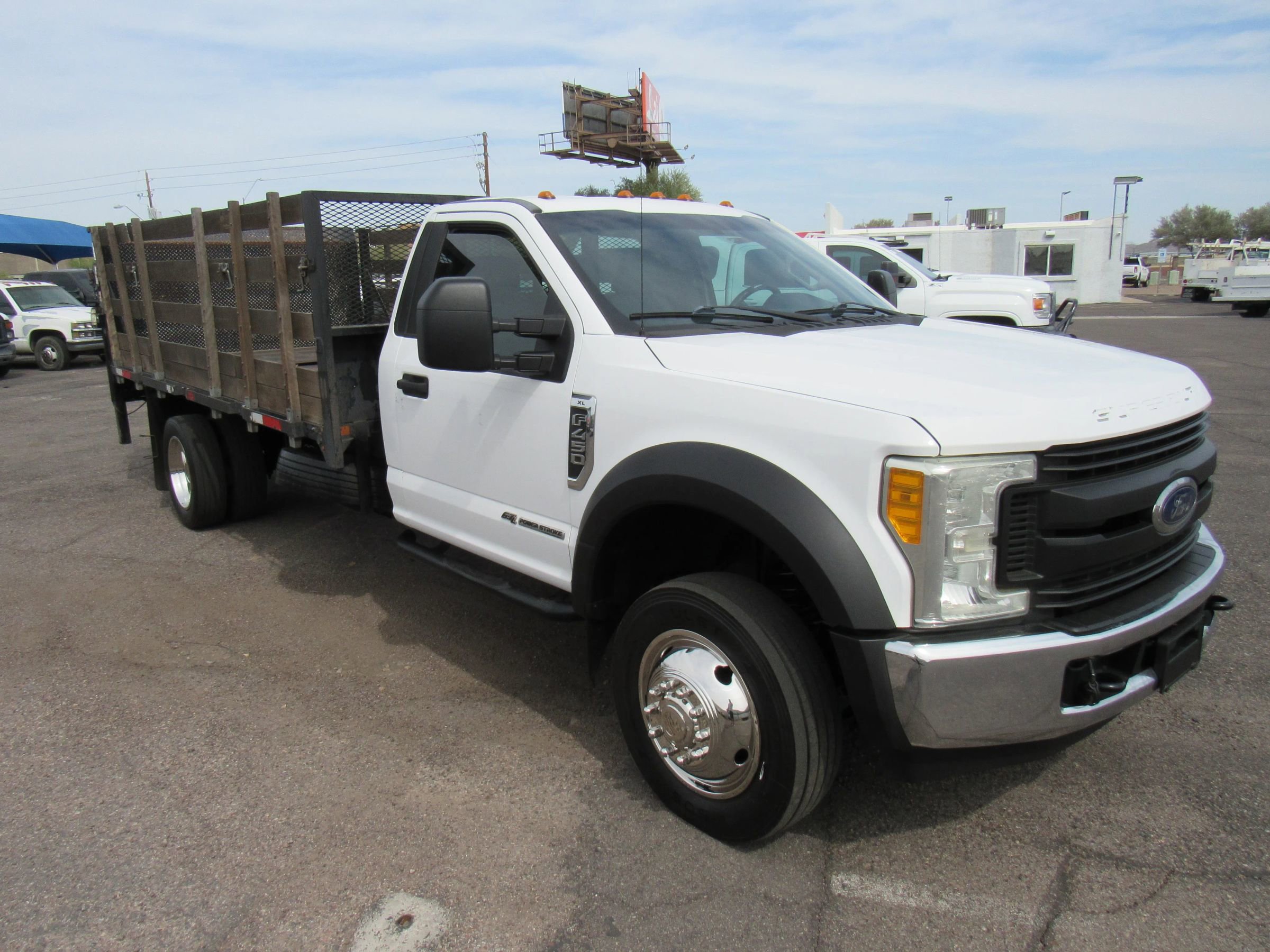 Used 2017 Ford F450 XL RWD image 4