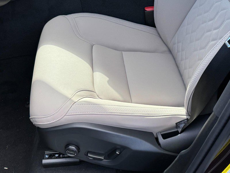 New 2026 Volvo XC60 B5 Core w/ Climate Package image 16