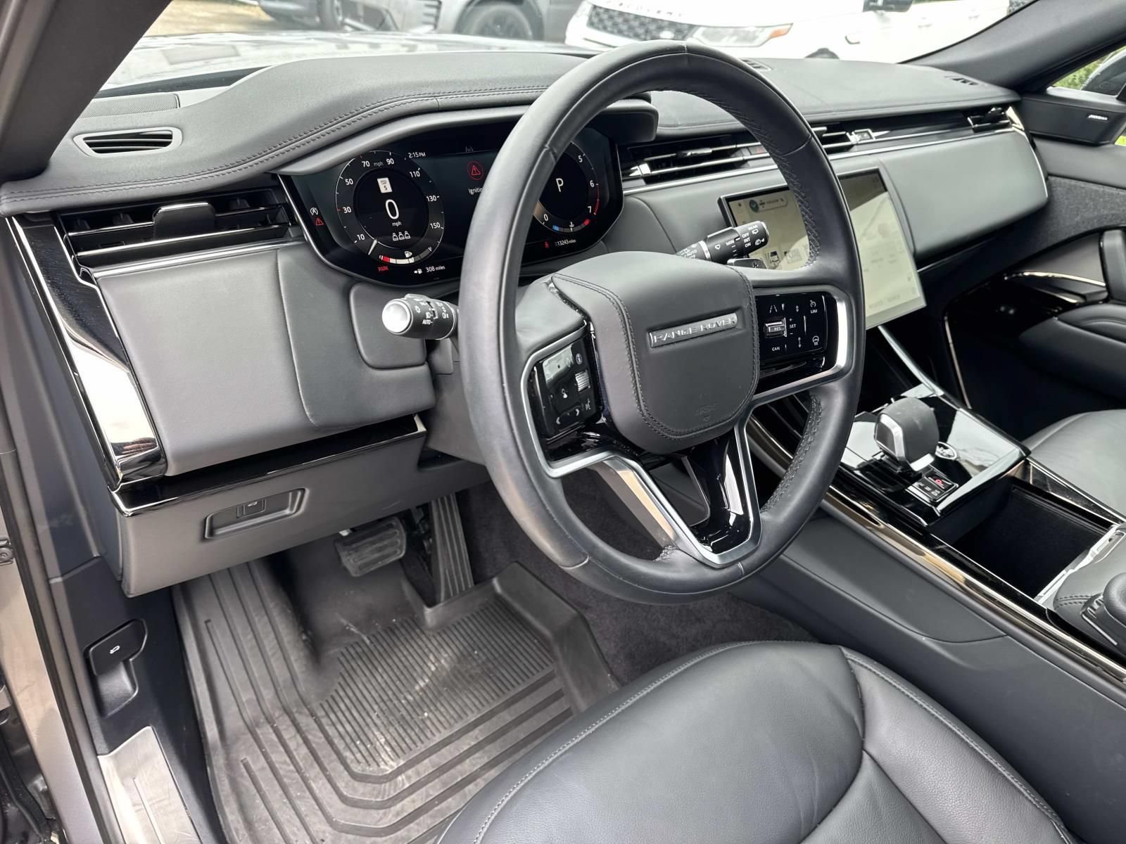 Used 2025 Land Rover Range Rover Sport AWD/4WD image 18