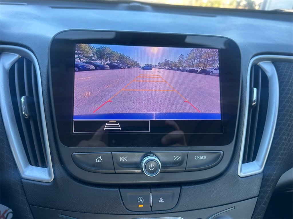 Used 2024 Chevrolet Malibu LT image 21