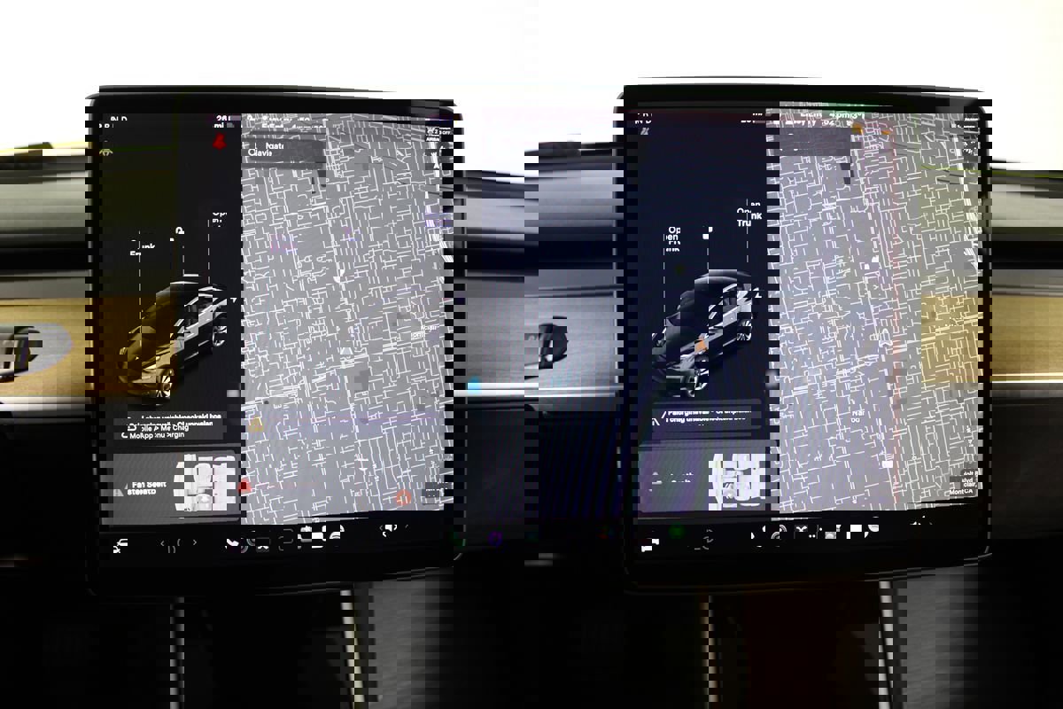 Used 2020 Tesla Model 3 Standard Range Plus image 14