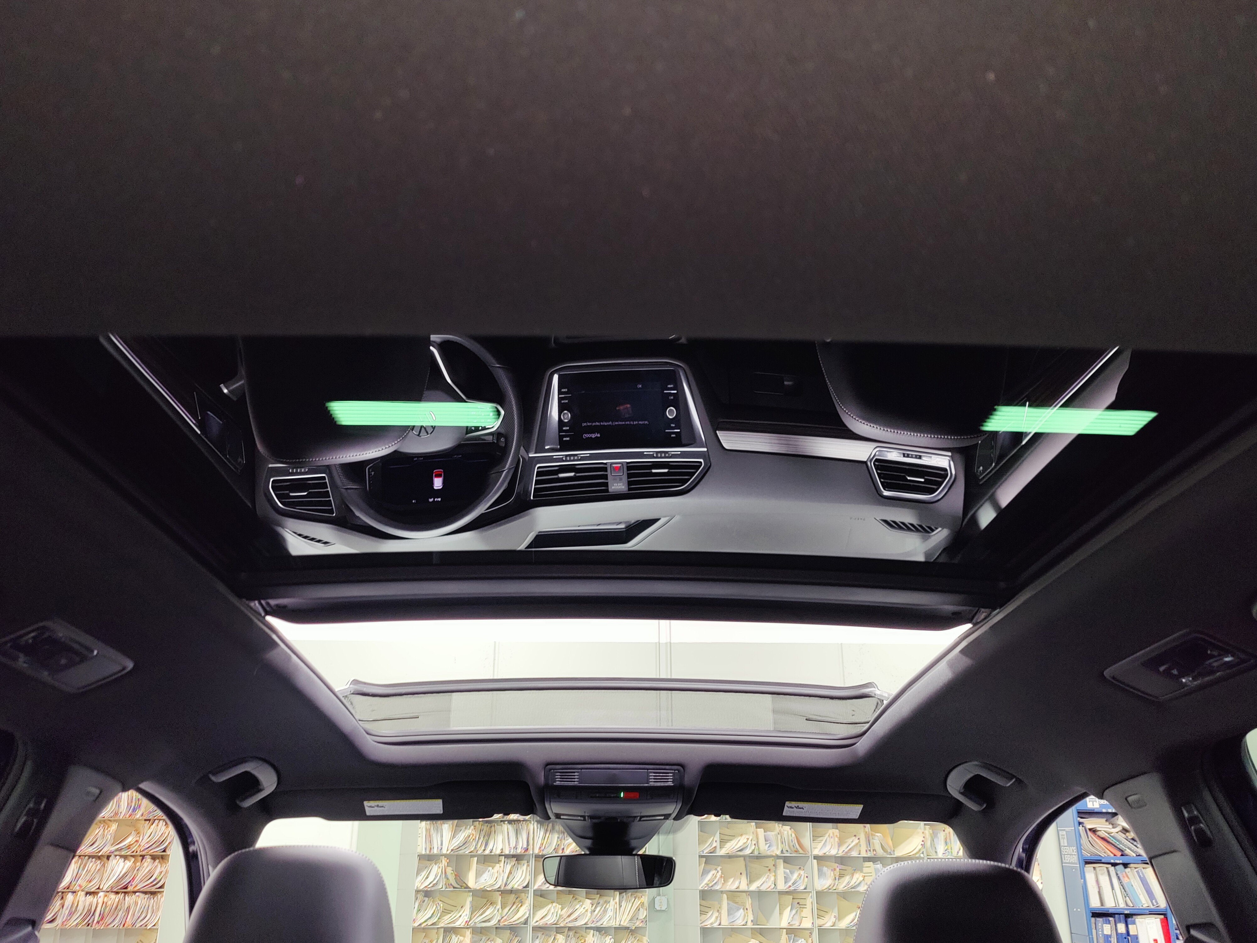 Used 2024 Volkswagen Tiguan SEL R-Line image 7