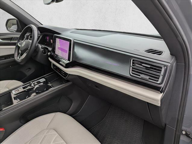 Used 2024 Volkswagen Atlas Cross Sport SEL Premium R-Line image 28