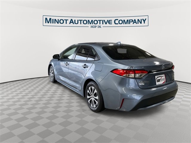 Used 2022 Toyota Corolla LE image 6