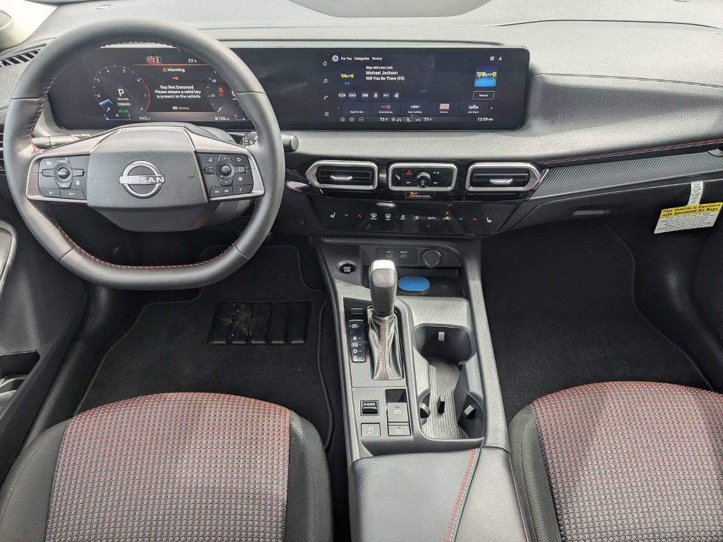 Used 2027 Nissan Sentra SR w/ SR All Weather Package FWD image 18