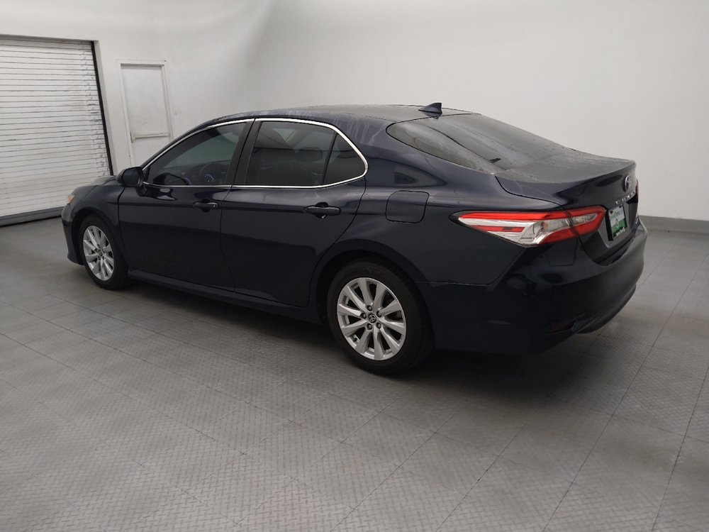 Used 2020 Toyota Camry LE FWD image 3