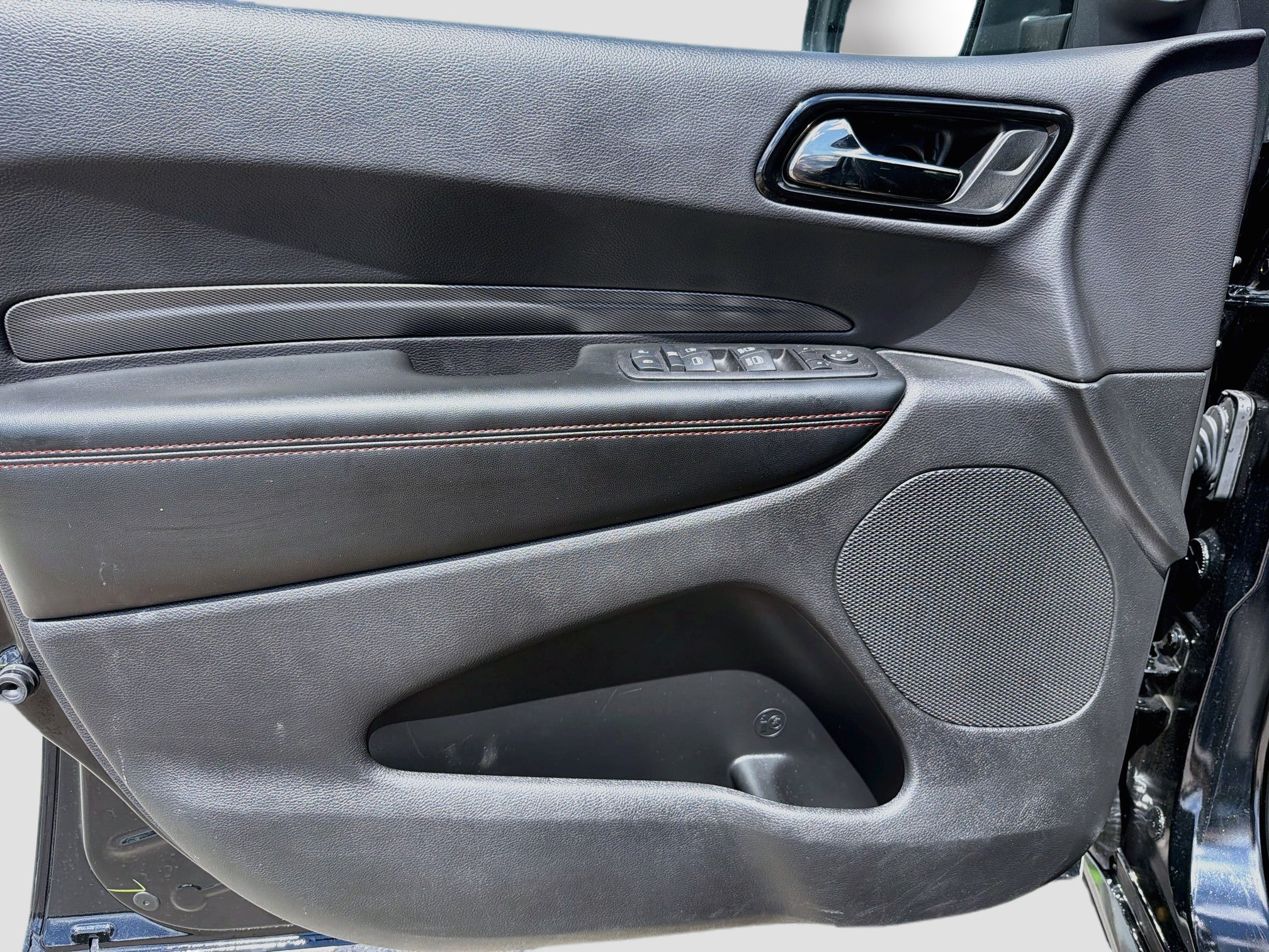 Used 2025 Dodge Durango GT AWD/4WD image 23