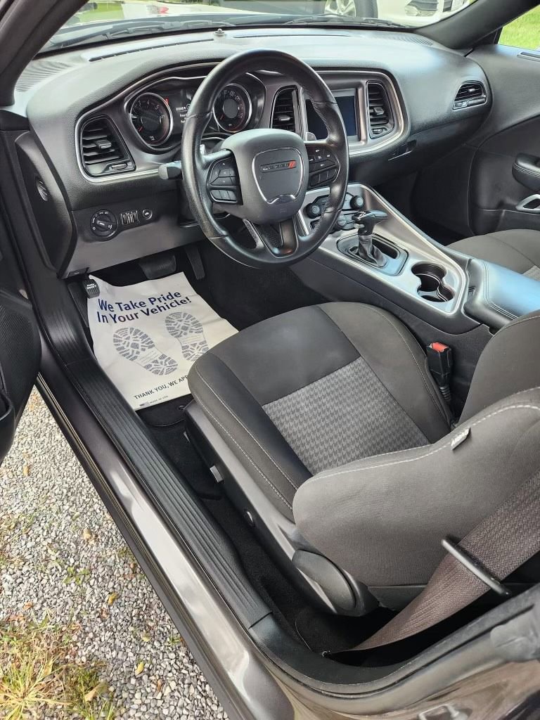 Used 2022 Dodge Challenger GT image 10