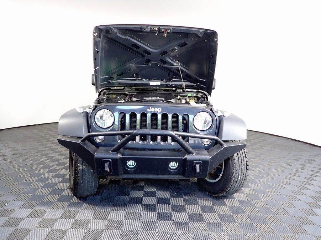 Used 2018 Jeep Wrangler Unlimited Sport S image 3
