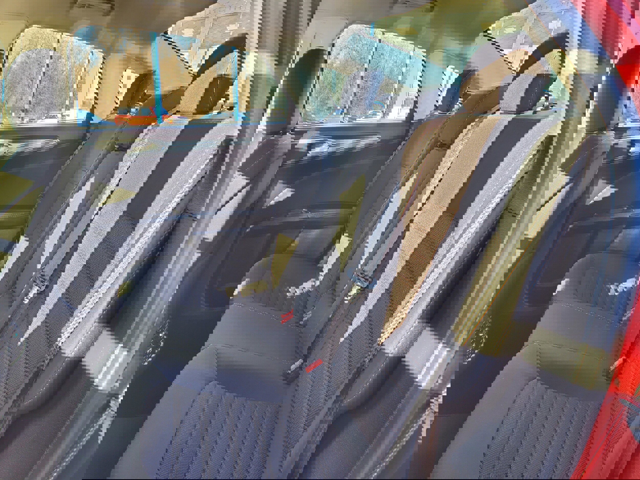 Used 2020 Ford Fusion SE image 22