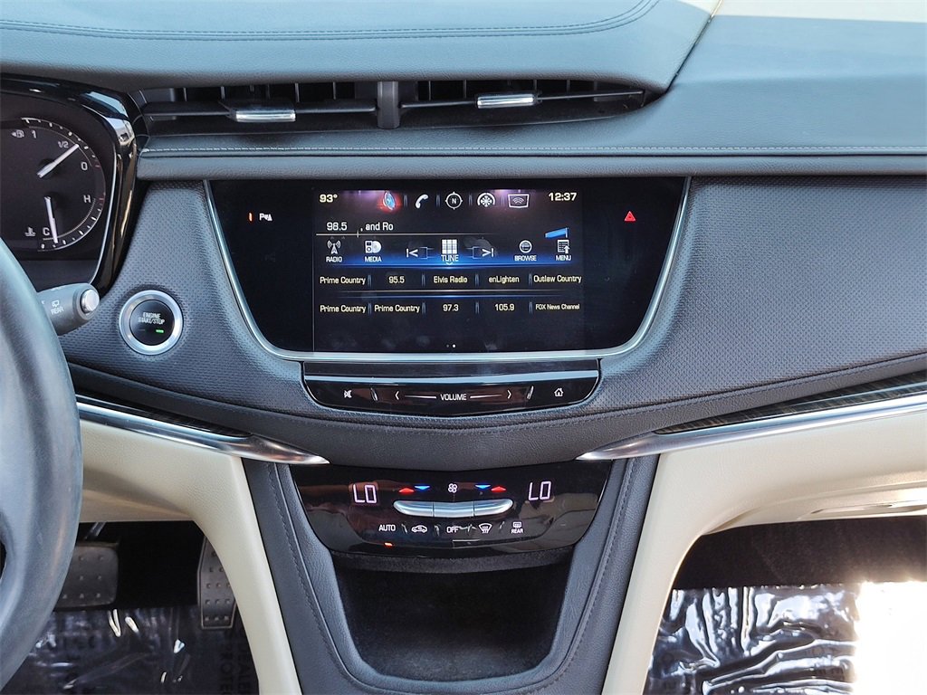 Used 2017 Cadillac XT5 FWD image 21