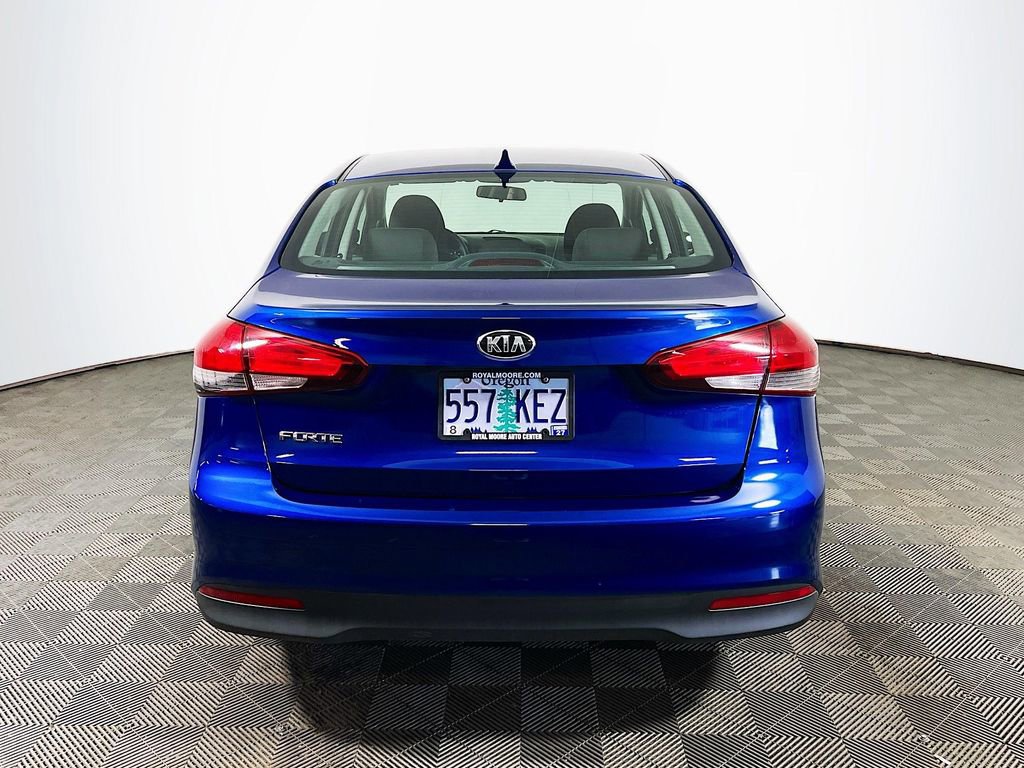 Used 2017 Kia Forte LX image 6