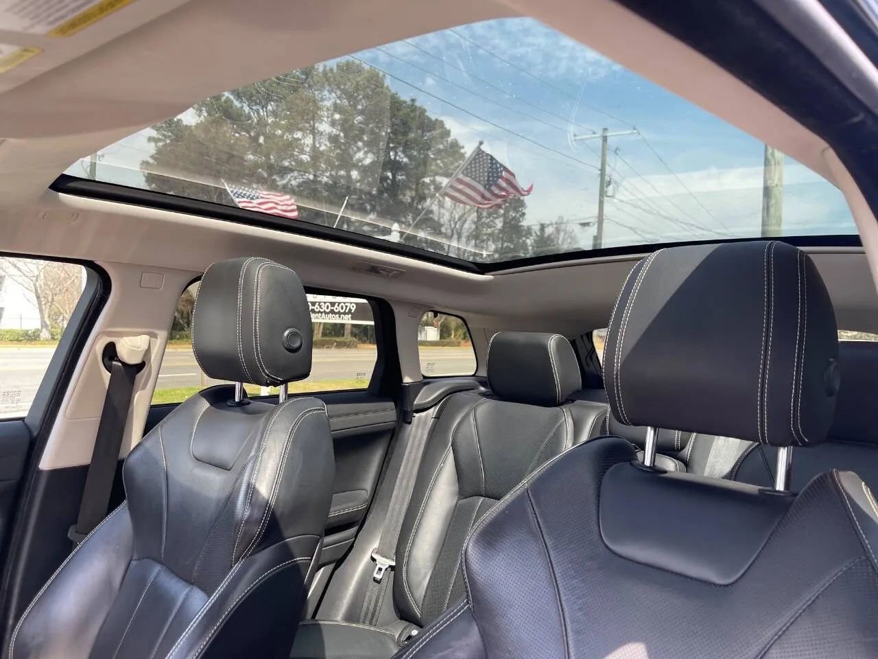 Used 2017 Land Rover Range Rover Evoque HSE image 23