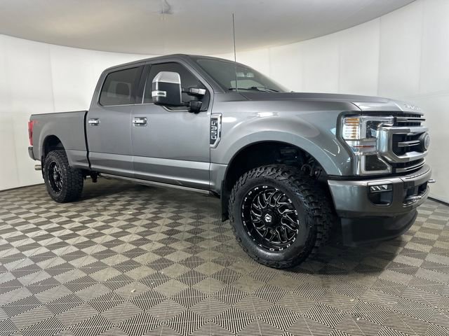 Used 2022 Ford F350 Platinum w/ FX4 Off-Road Package image 2