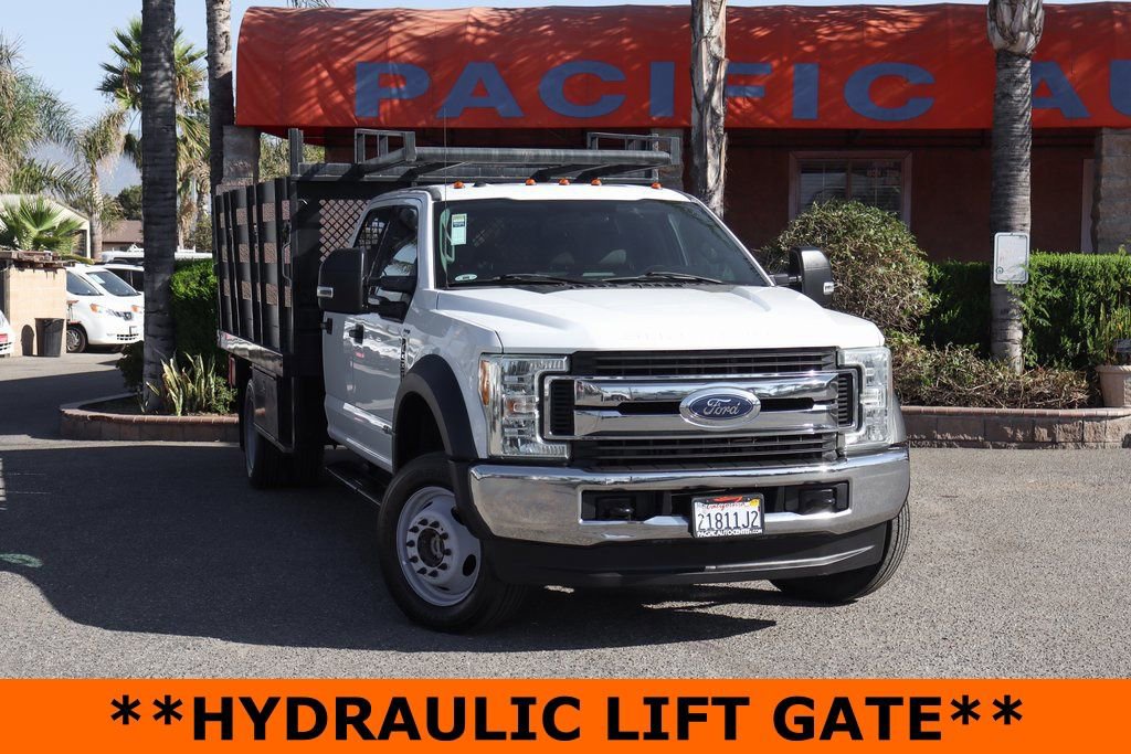Used 2017 Ford F550 4x4 Crew Cab Super Duty image 2