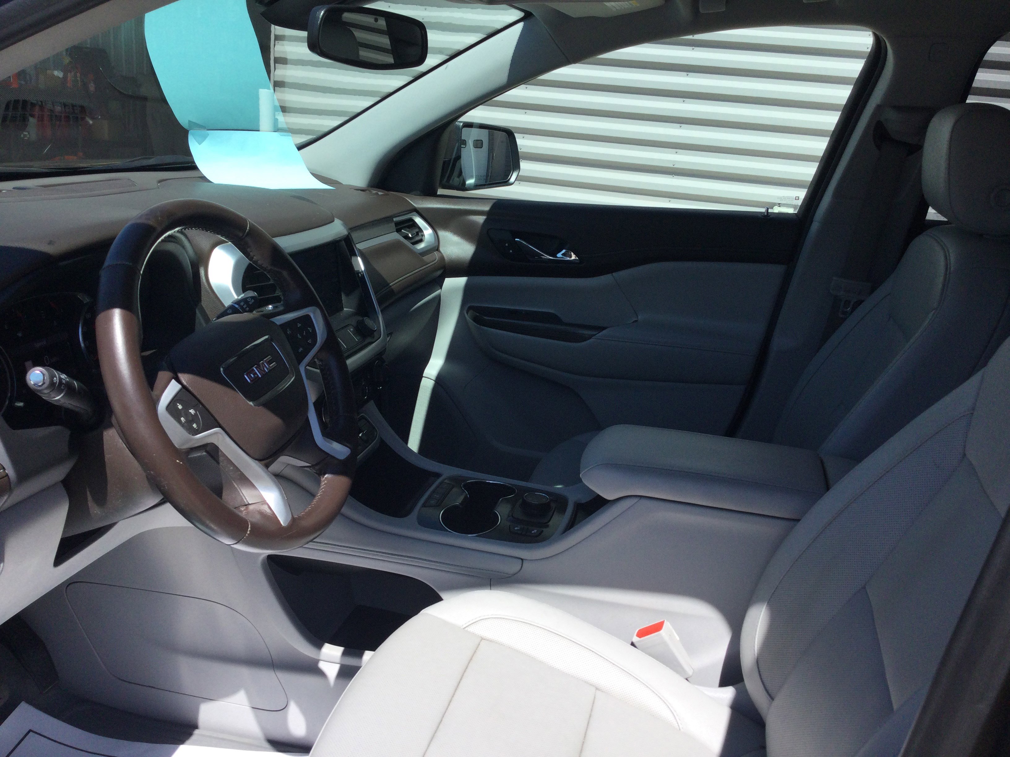 Used 2020 GMC Acadia SLT image 8