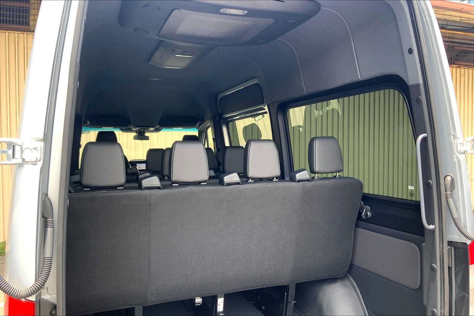 Used 2025 Mercedes-Benz Sprinter 2500 image 14