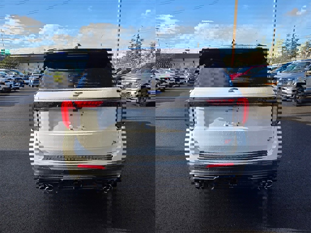 New 2026 Ford Explorer ST image 5