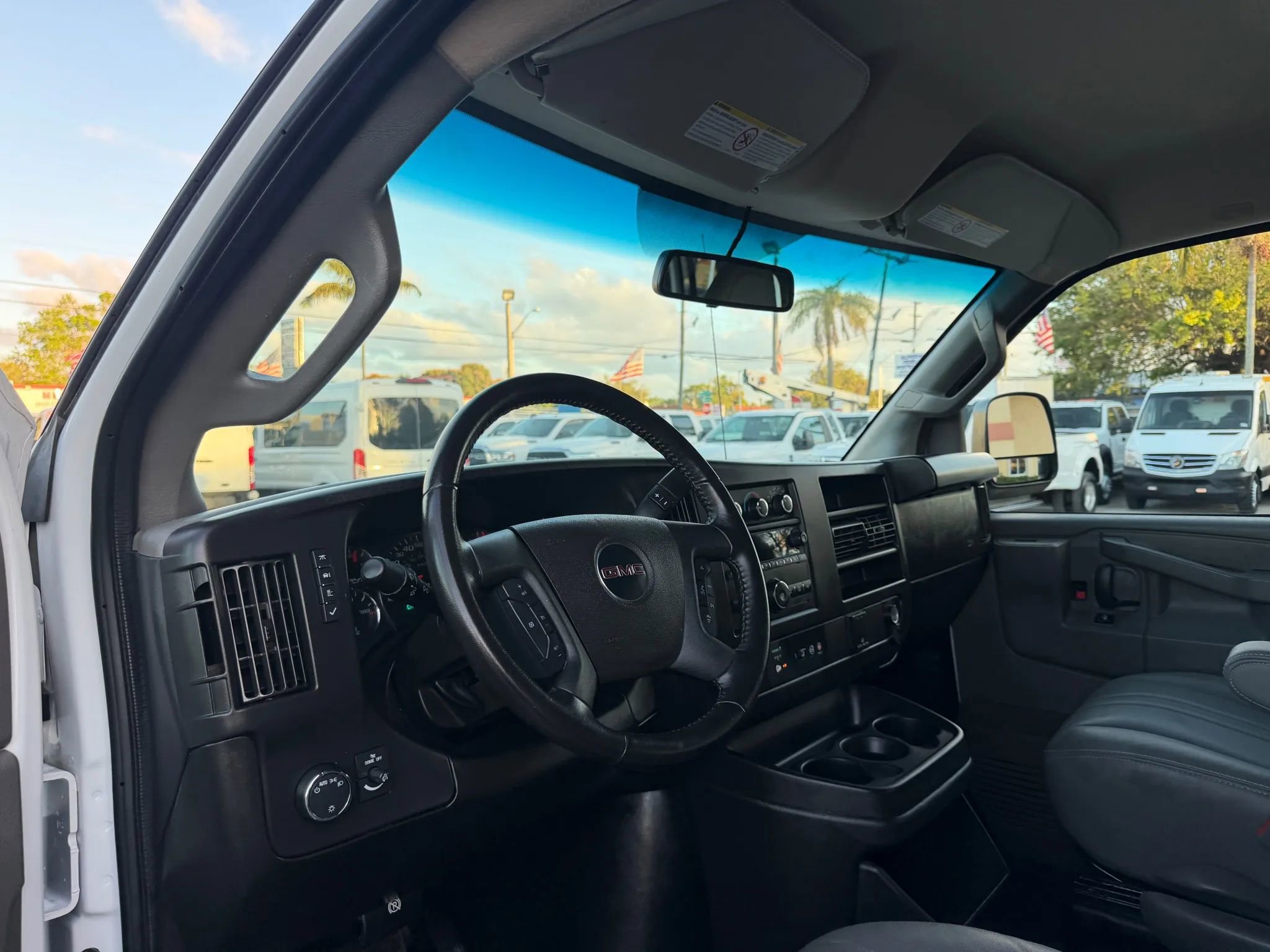 Used 2023 GMC Savana 2500 w/ Driver Convenience Package image 13