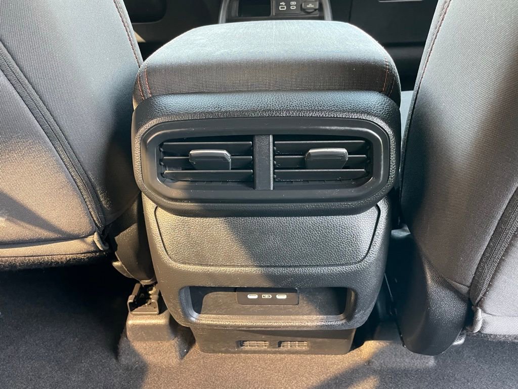 Certified 2025 Honda Pilot Sport image 37